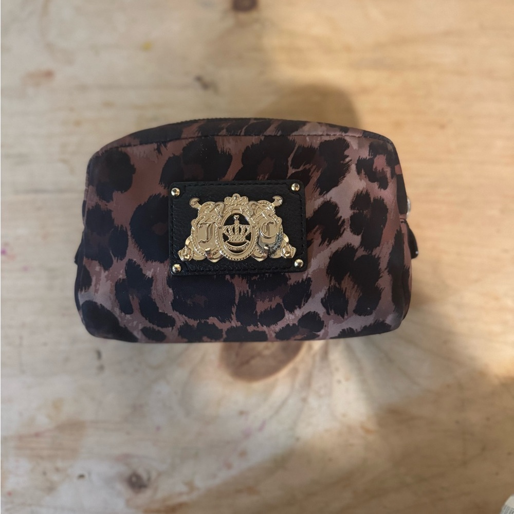Juicy Couture Brown Leopard Print PouchY2k make up bag